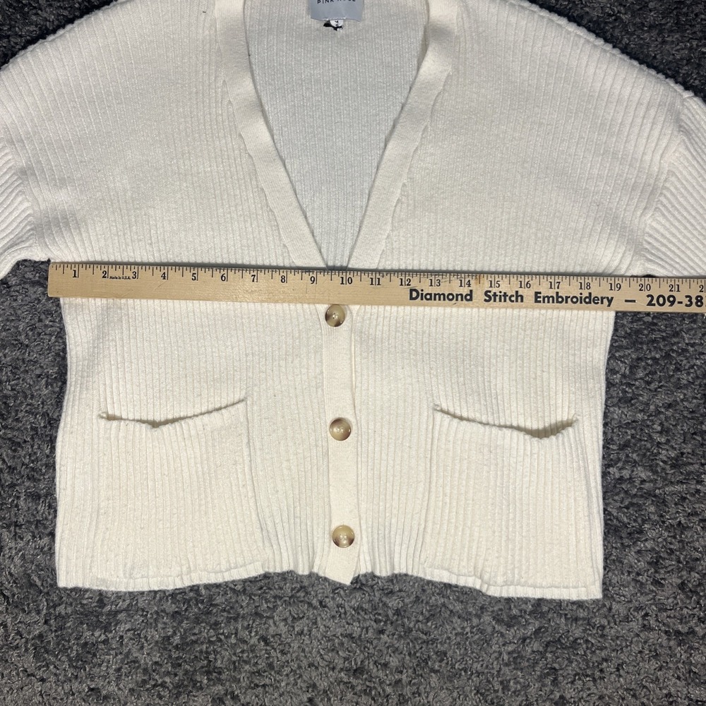 Pink rose Size medium three button long sleeve cardigan cream colored W/ Pockets - Picture 2 of 7